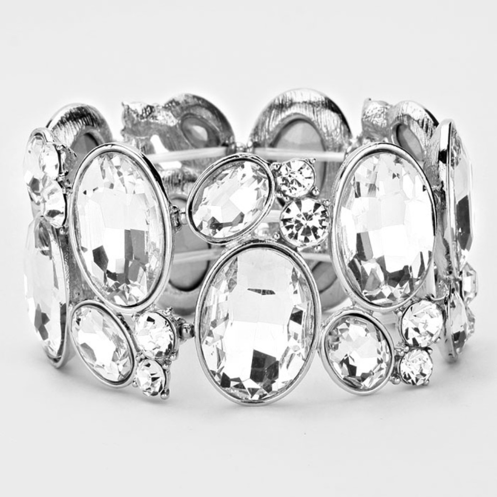 Oval Crystal Rhinestone Stretch Bracelet - Picture 1 of 1
